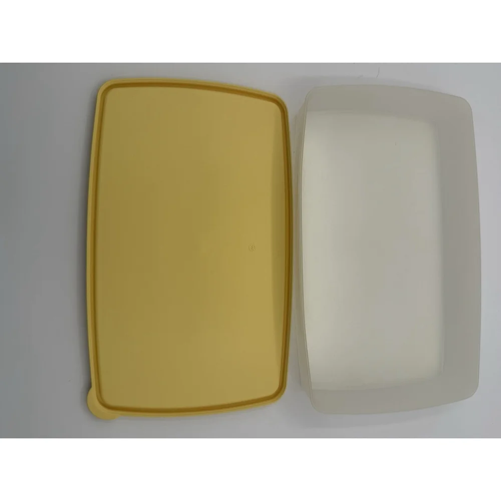 Vintage Tupperware 600 mL Rectangular Container Yellow Lid Snowflake Design